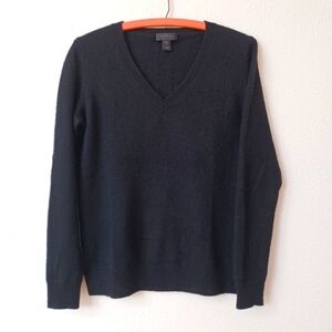 Classic Saks Fifth Avenue Black Label Cashmere V-neck Sweater Size M